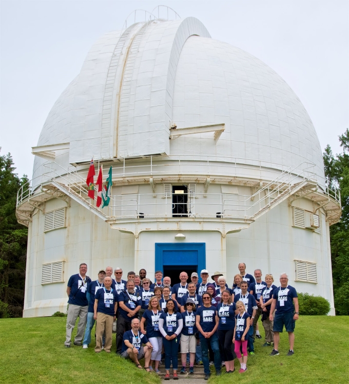 our many volunteers on DDO opening day